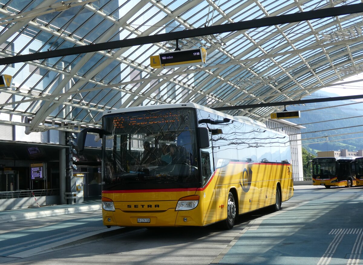 (276'954) - PostAuto Graub�nden - GR 179'708/PID 11'301 - Setra am 18. Juni 2025 in Chur, Postautostation