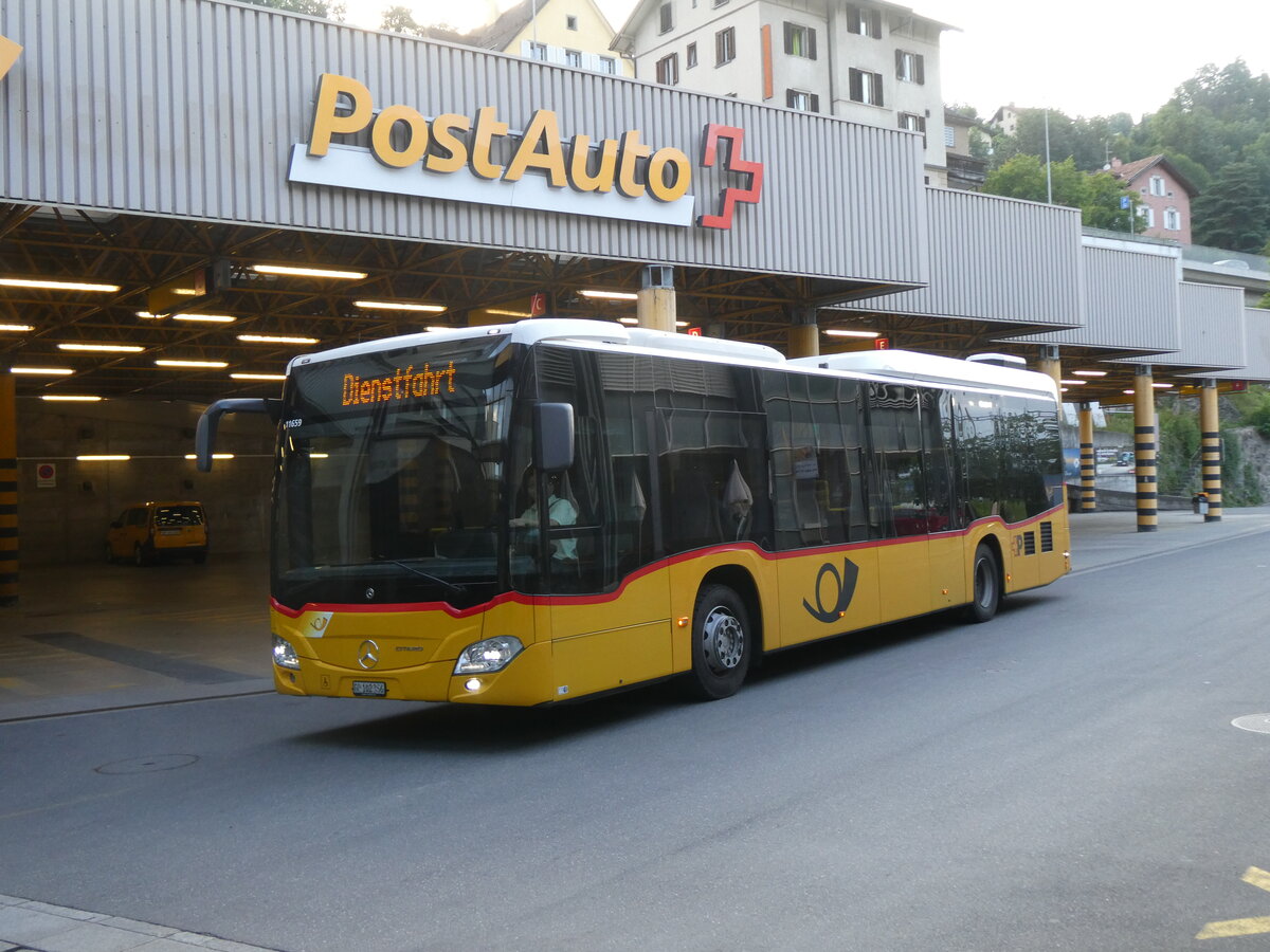 (277'077) - PostAuto Graub�nden - GR 102'356/PID 11'659 - Mercedes am 19. Juni 2025 in Thusis, Postautostation
