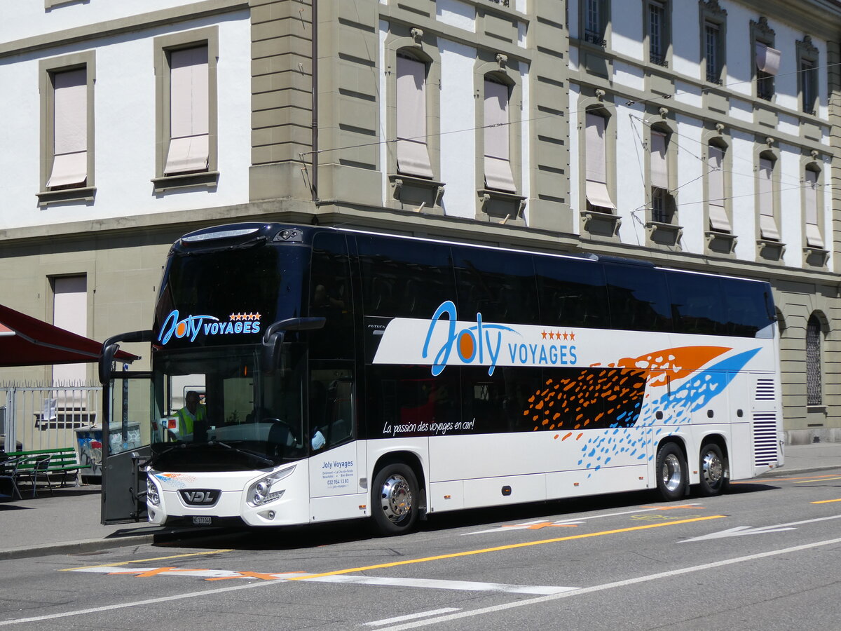 (277'325) - Joly Voyages, Les Breuleux - NE 173'048 - VDL (ex Rope, D-Bordesholm) am 28. Juni 2025 beim Bahnhof Bern
