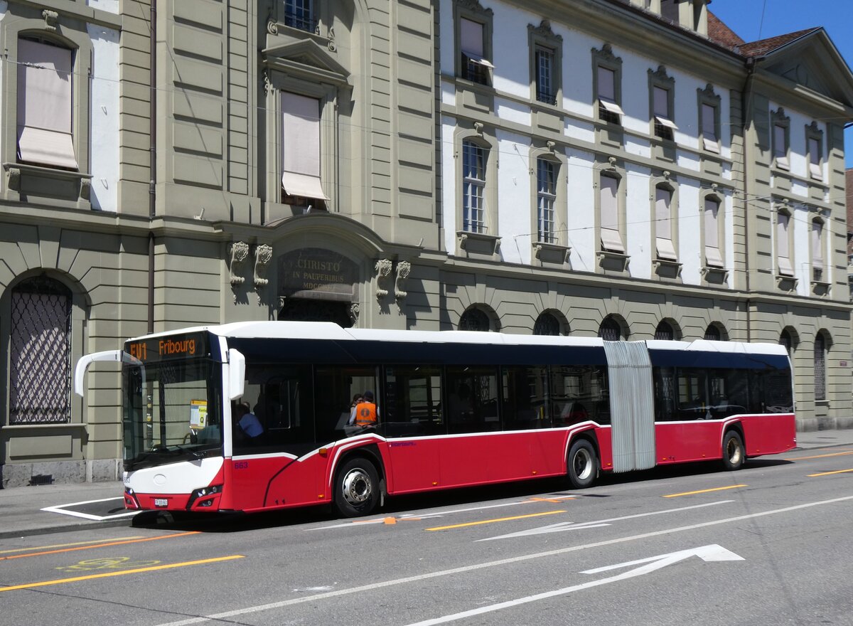 (277'327) - Intertours, Domdidier - Nr. 663/FR 300'663 - Solaris (ex PostBus/A BD 15'713) am 28. Juni 2025 beim Bahnhof Bern