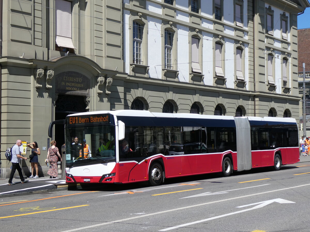 (277'334) - Intertours, Domdidier - Nr. 648/FR 300'648 - Solaris (ex PostBus/A BD 15'711) am 28. Juni 2025 beim Bahnhof Bern
