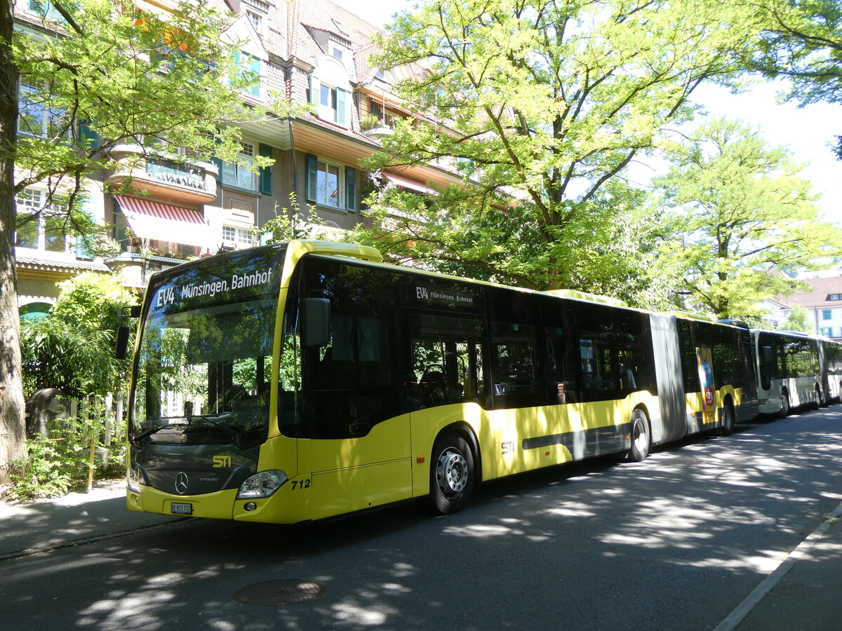 (277'349) - STI Thun - Nr. 712/BE 811'712 - Mercedes am 29. Juni 2025 beim Bahnhof Thun (Kante X)