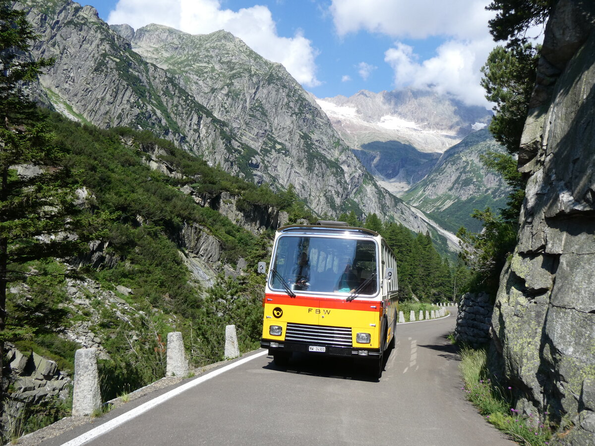 (277'392) - Lambach, Gommiswald - NW 24'301 - FBW/eggli (ex Tanner+Lambach, Reigoldswil; ex Lambach, Rieden; ex Meier, Gr�t; ex AVG Grindelwald Nr. 13; ex P 24'182) am 1. Juli 2025 auf der alten, Grimselstrasse