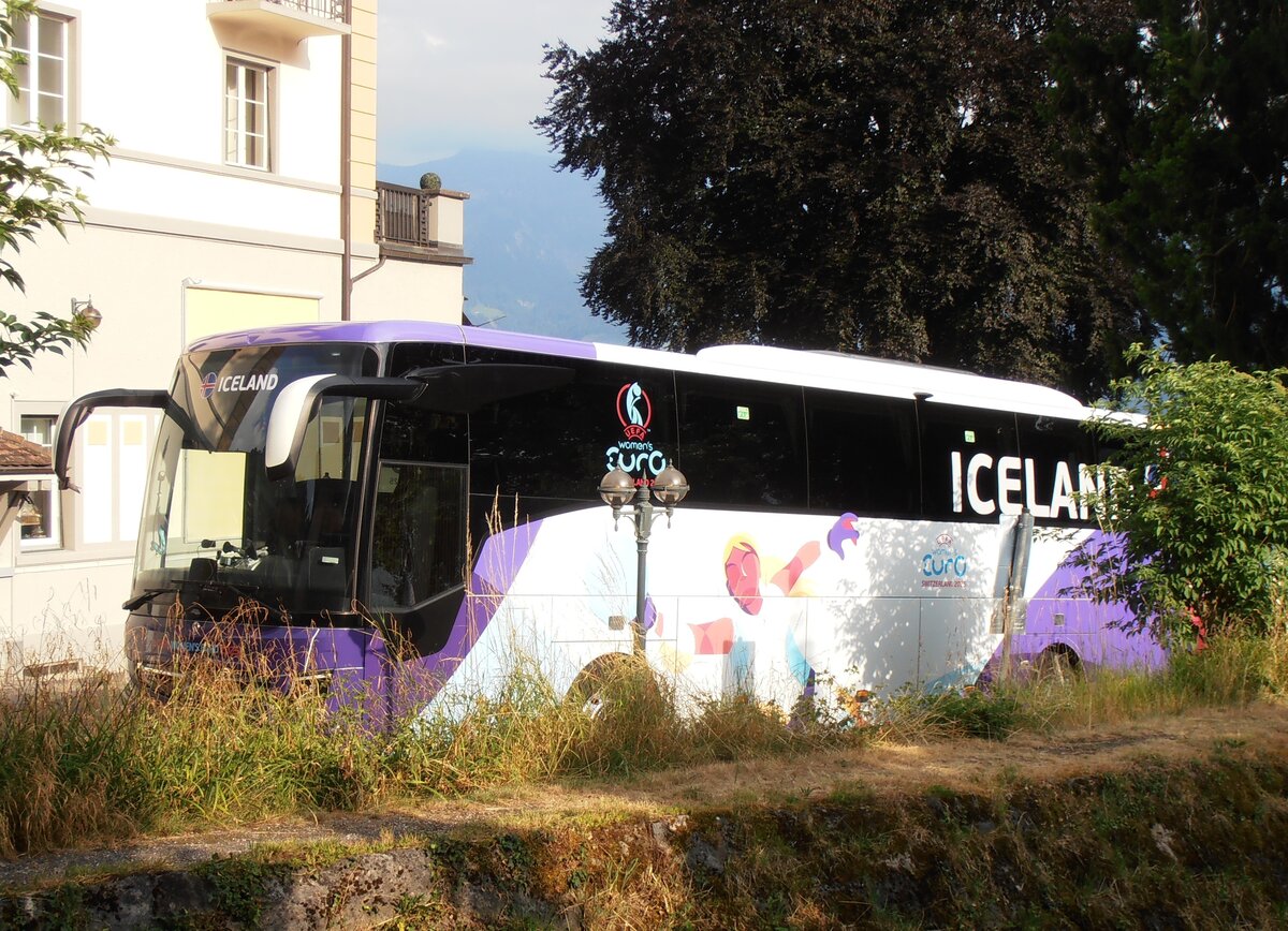 (277'553) - UEFA Women's Euro 2025 - BE 202'515 - Mercedes am 4. Juli 2025 in Gunten, Parkhotel Gunten