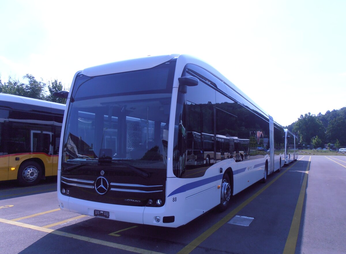 (277'573) - ZVB Zug - Nr. 88 - eMercedes am 5. Juli 2025 in Winterthur, Daimler Buses
