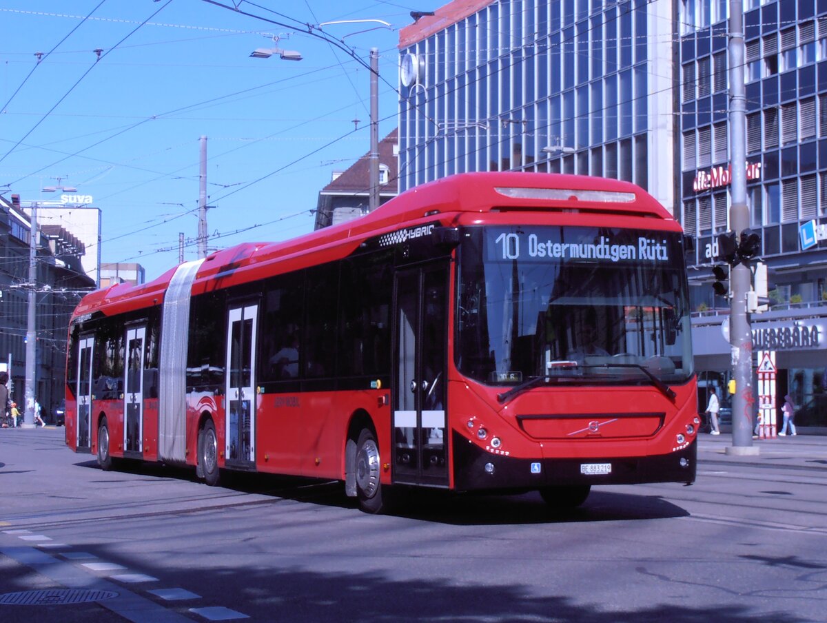 (277'705) - Bernmobil, Bern - Nr. 219/BE 883'219 - Volvo am 9. Juli 2025 beim Bahnhof Bern 