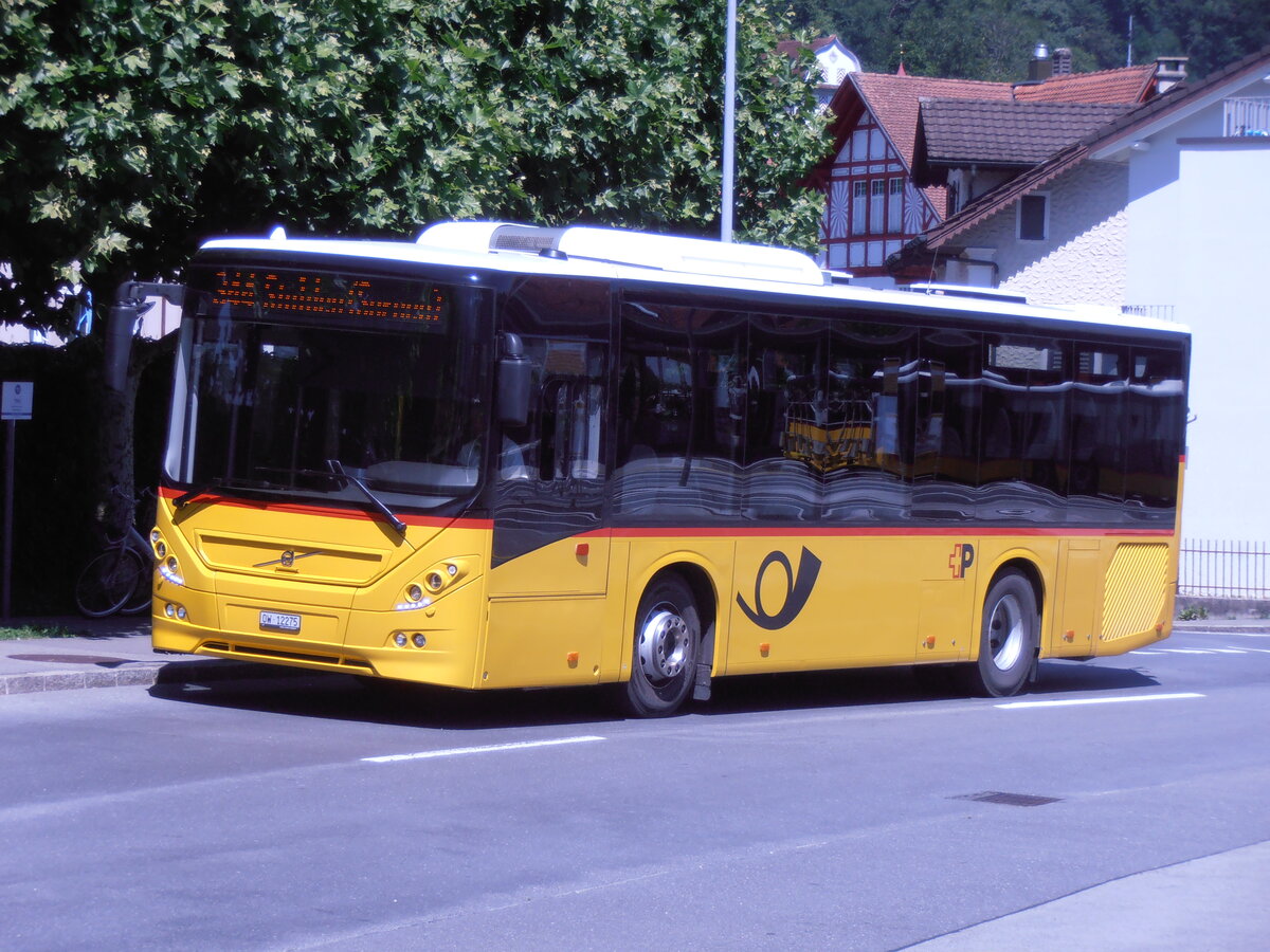 (277'930) - PostAuto Zentralschweiz - Nr. 508/OW 12'275/PID 10'536 - Volvo (ex Nr. 12; ex Dillier, Sarnen Nr. 12) am 18. Juli 2025 beim Bahnhof Sarnen