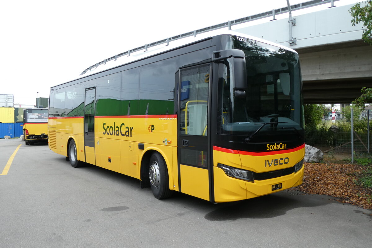(278'079) - CarPostal Ouest - PID 12'273 - Iveco am 27. Juli 2025 in Kerzers, Interbus