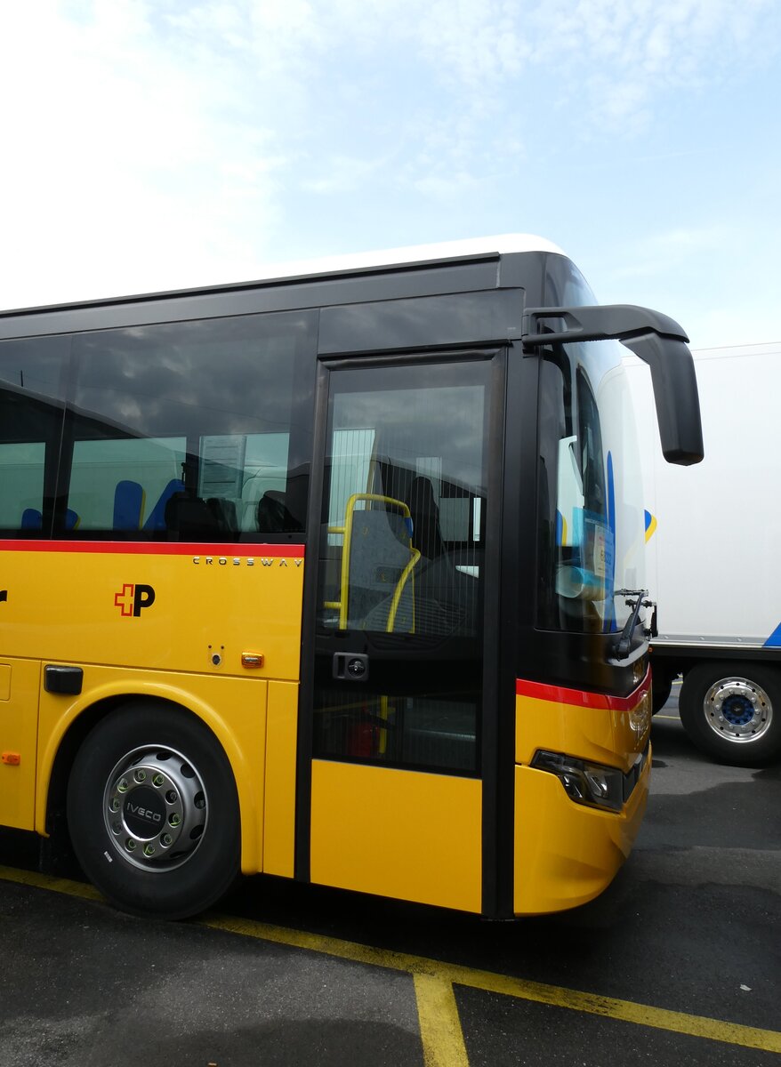 (278'114) - CarPostal Ouest - PID 12'298 - Iveco am 27. Juli 2025 in Kerzers, Interbus (Teilaufnahme)