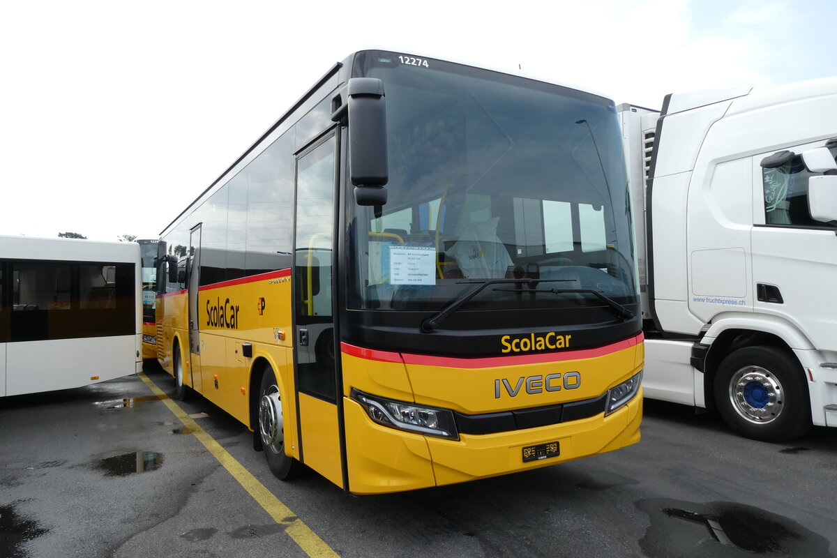 (278'118) - CarPostal Ouest - PID 12'274 - Iveco am 27. Juli 2025 in Kerzers, Interbus