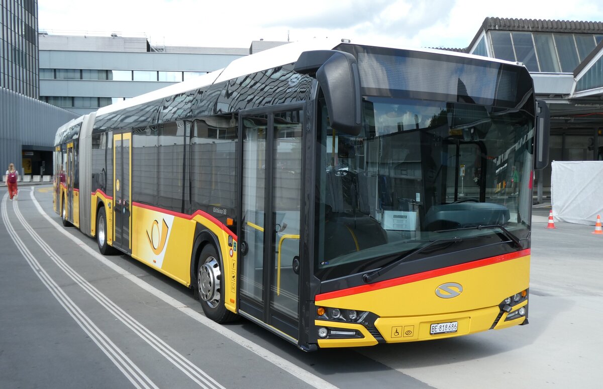 (278'262) - PostAuto Bern - Nr. 11'151/BE 818'686/PID 11'151 - Solaris (ex Nr. 686) am 1. August 2025 in Bern, Postautostation