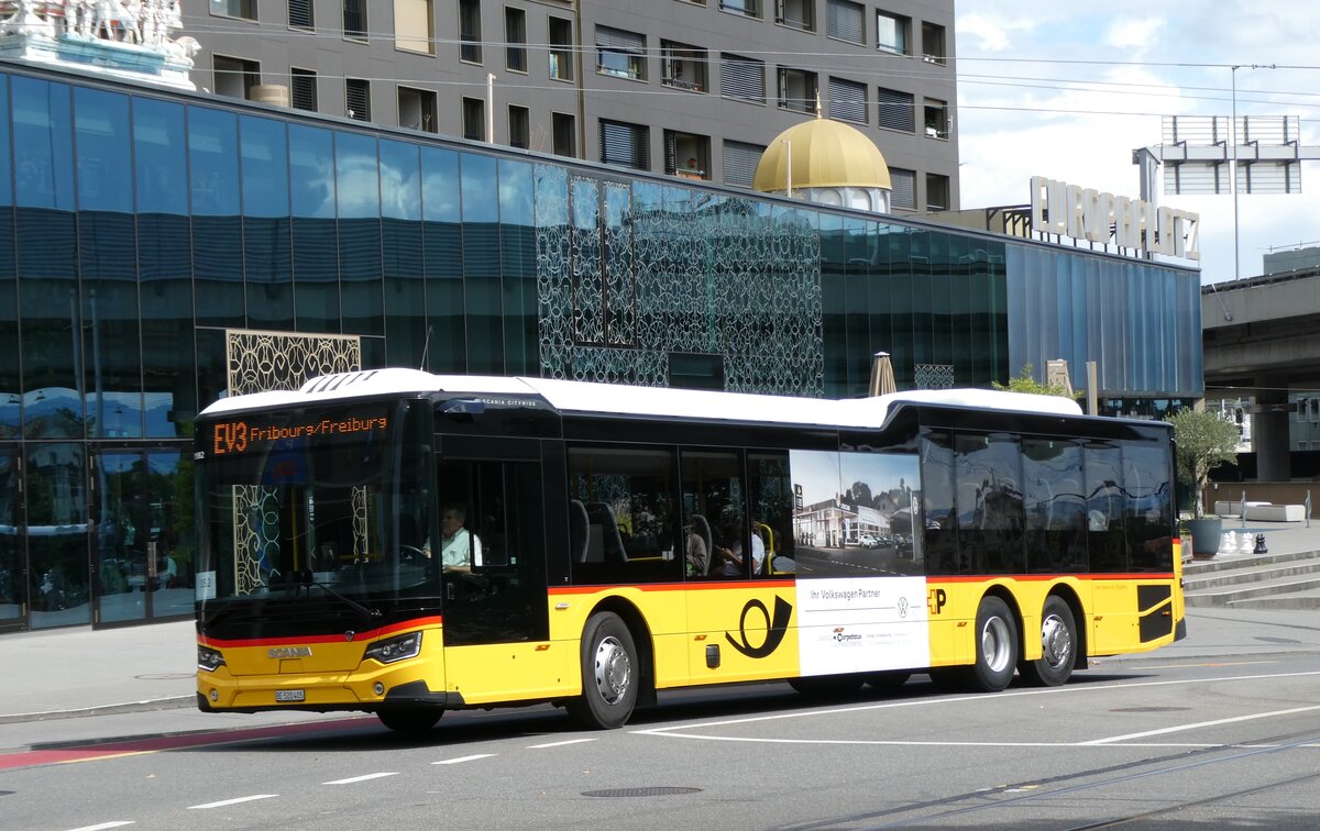 (278'285) - Engeloch, Riggisberg - Nr. 12/BE 520'405/PID 11'982 - Scania am 1. August 2025 beim Bahnhof Bern Europaplatz