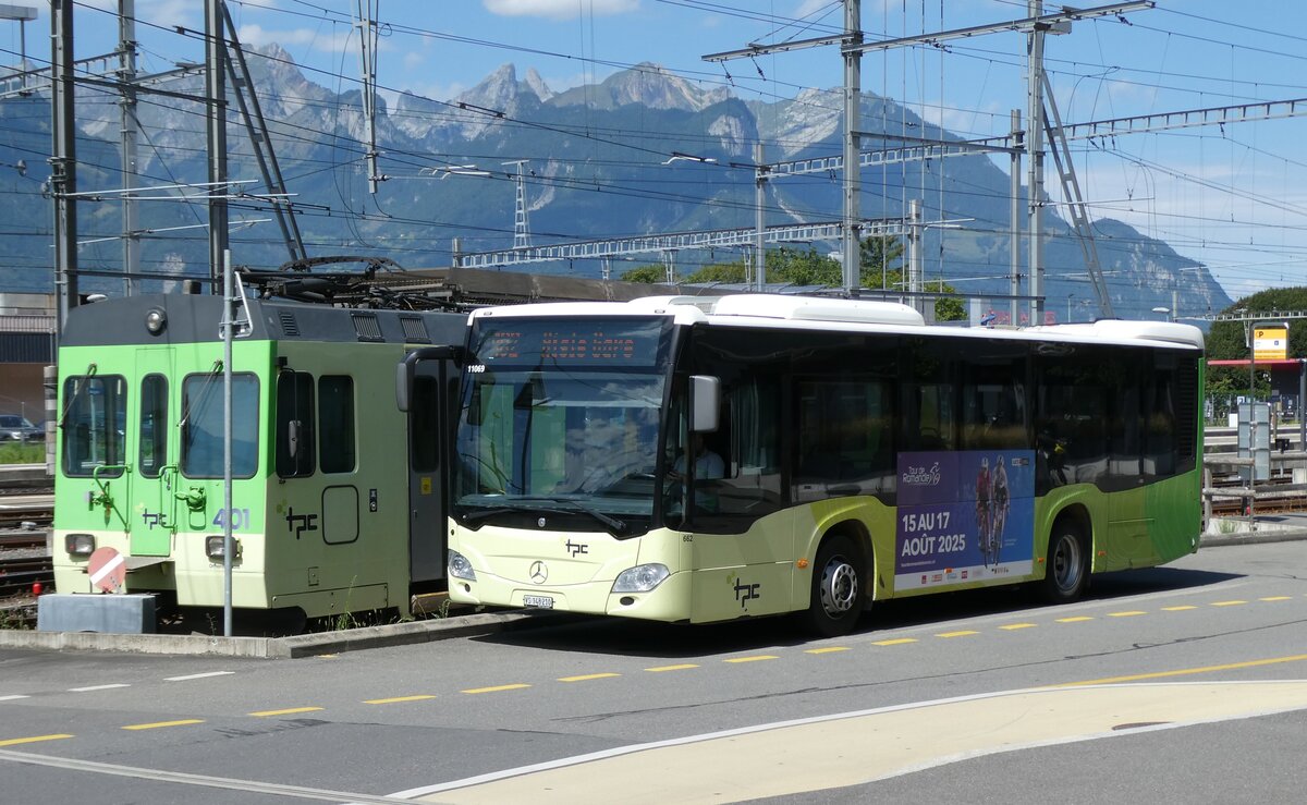 (278'548) - TPC Aigle - Nr. 662/VS 148'210 - Mercedes (ex Nr. CP27/PID 11'069) am 5. August 2025 beim Bahnhof Aigle