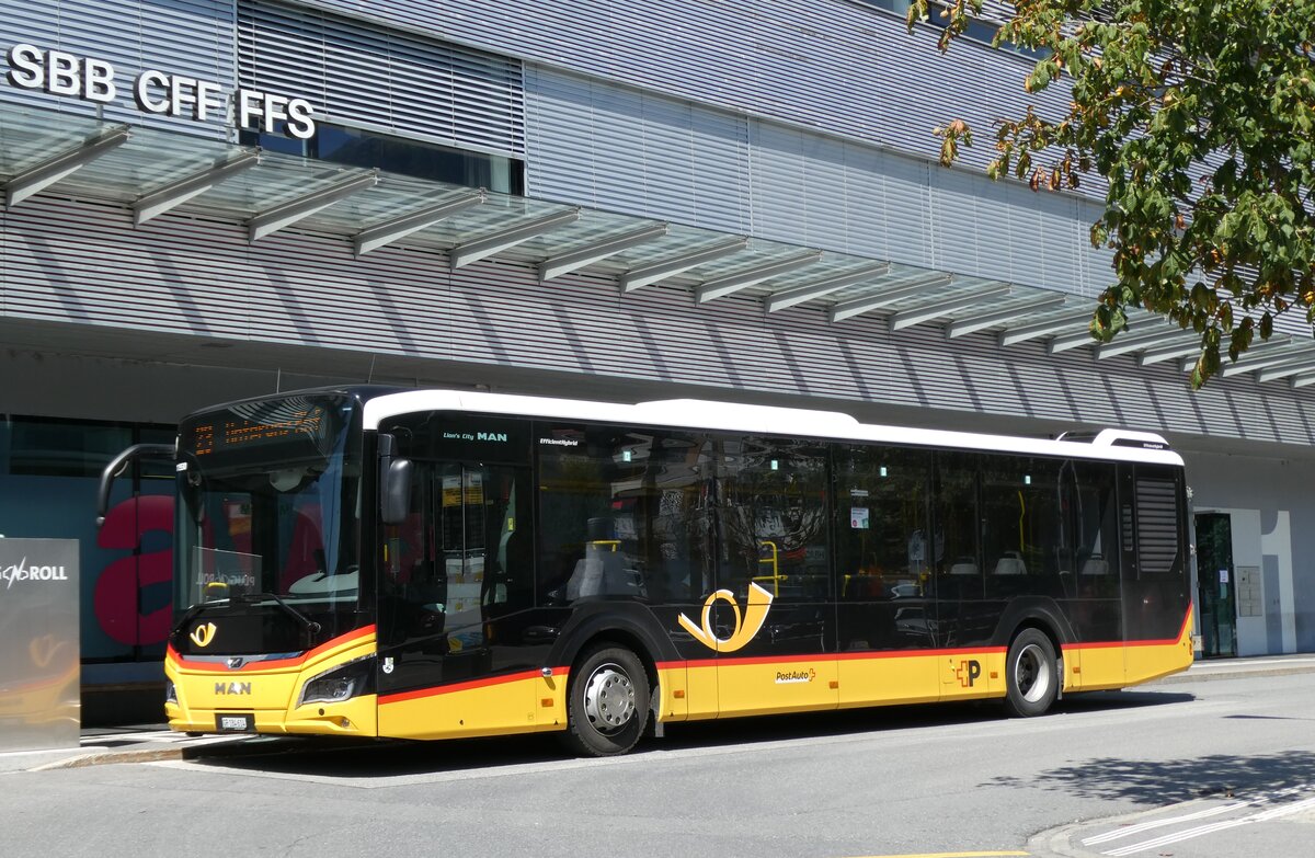 (278'624) - PostAuto Graub�nden - GR 184'614/PID 11'930 - MAN am 8. August 2025 beim Bahnhof Landquart