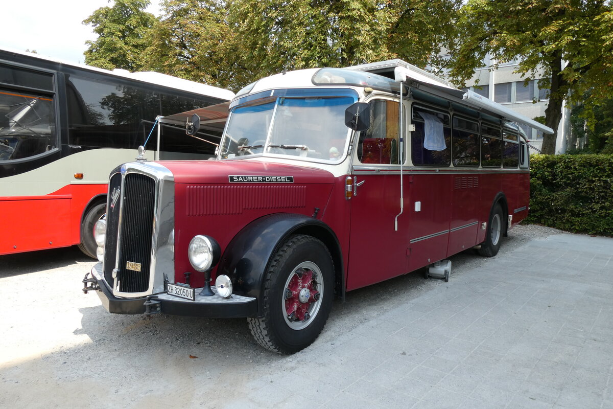 (278'996) - Morger, Horgenberg - ZH 32'050 U - Saurer/T�scher (ex P 23'167; ex Casper, Lenzerheide) am 16. August 2025 in Solothurn, Baseltor