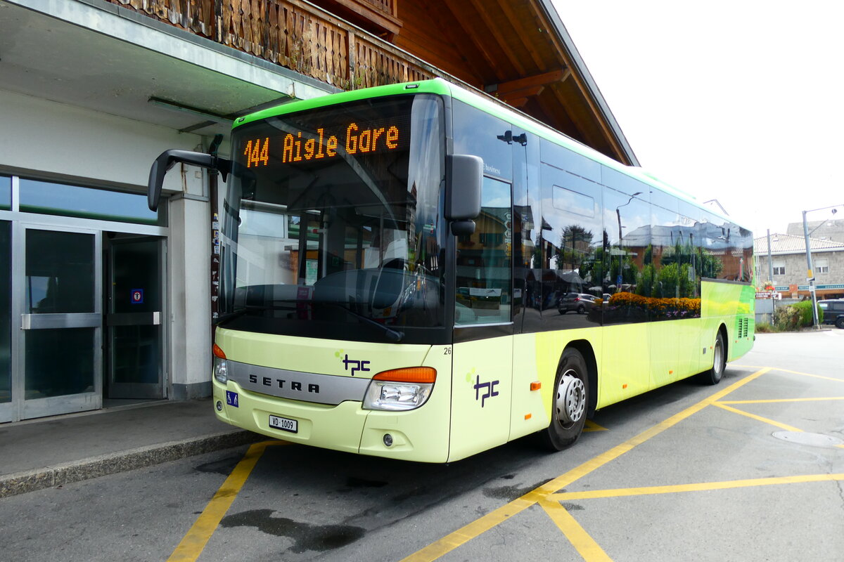 (279'153) - TPC Aigle - Nr. 26/VD 1009 - Setra (ex Vol�nbusz, H-Budapest) am 17. August 2025 beim Bahnhof Villars-sur-Ollon