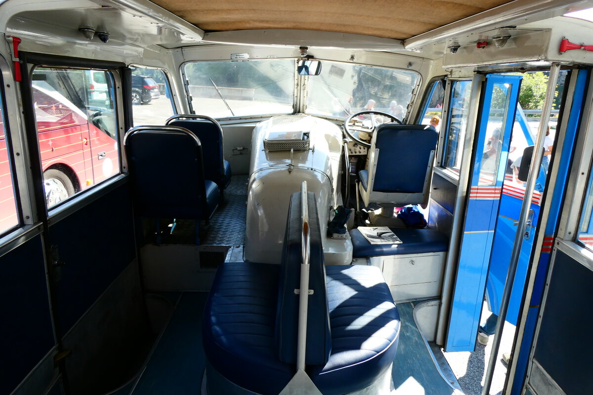 (279'280) - Theytaz, Sion - VS 1300 - Saurer/Mudry am 23. August 2025 in Dixence, Le Chargeur (Innenaufnahme)