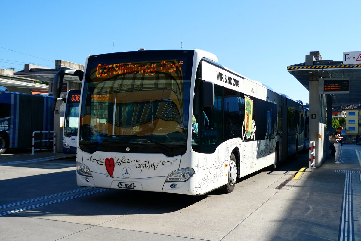 (279'394) - ZVB Zug - Nr. 61/ZG 88'061 - Mercedes am 26. August 2025 beim Bahnhof Baar