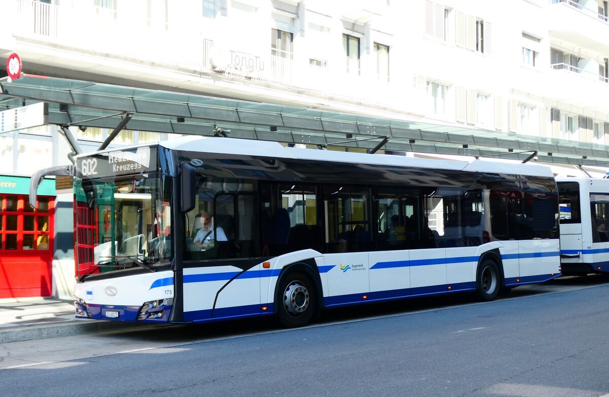 (279'434) - ZVB Zug - Nr. 175/ZG 88'175 - Solaris am 26. August 2025 beim Bahnhof Zug