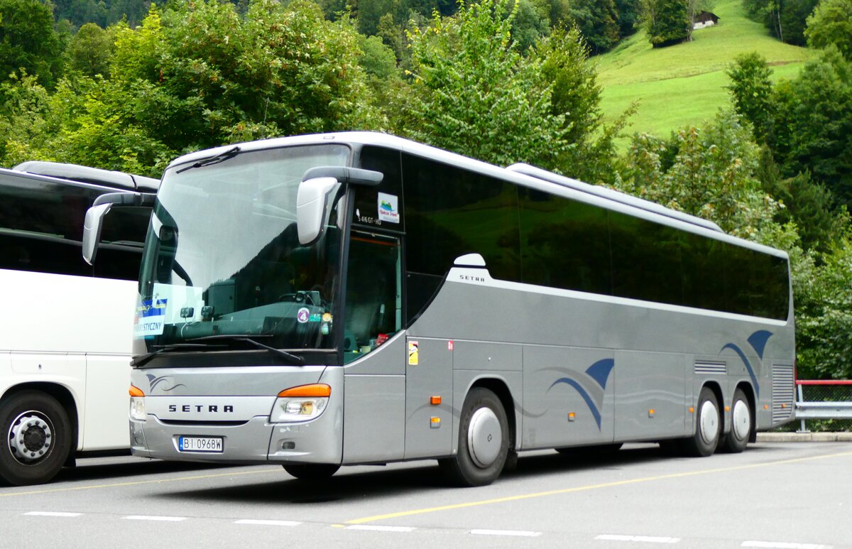 (279'486) - Aus Polen: ??? - BI 0968W - Setra am 28. August 2025 in Lauterbrunnen, Parkhaus