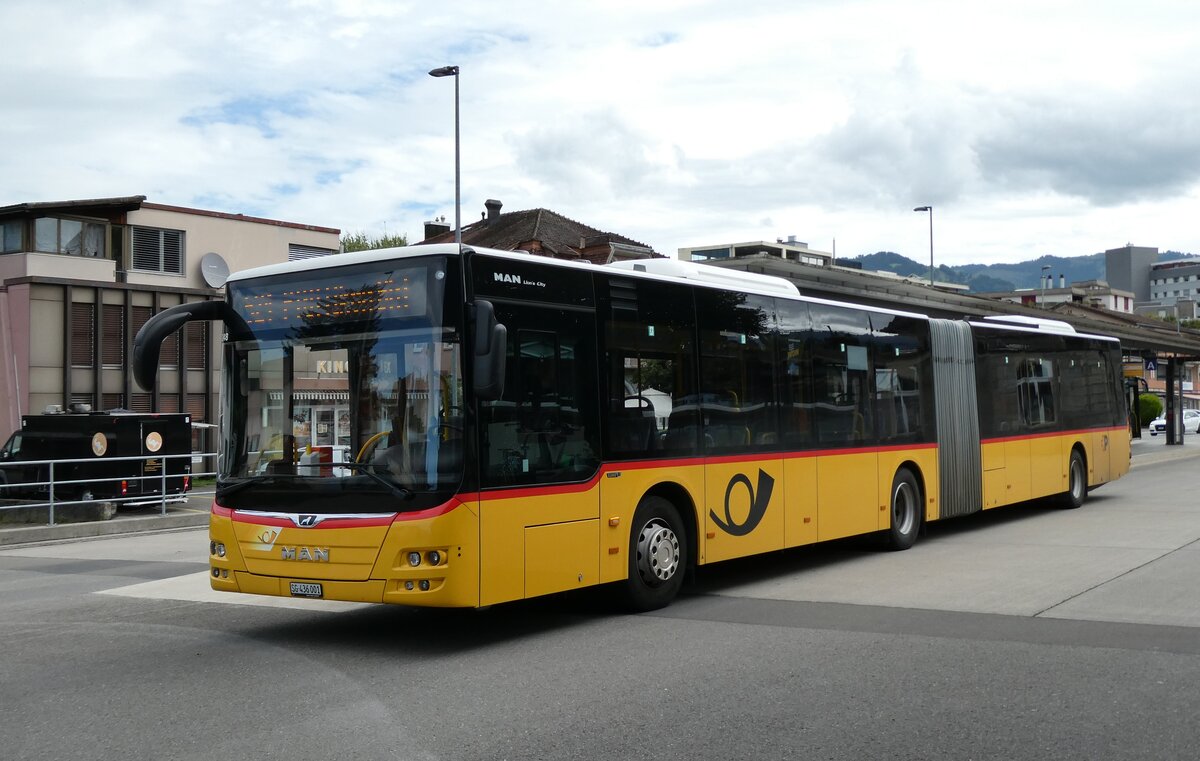 (279'522) - PostAuto Ostschweiz - SG 436'001/PID 11'248 - MAN (ex SZ 61'601) am 29. August 2025 beim Bahnhof Uznach