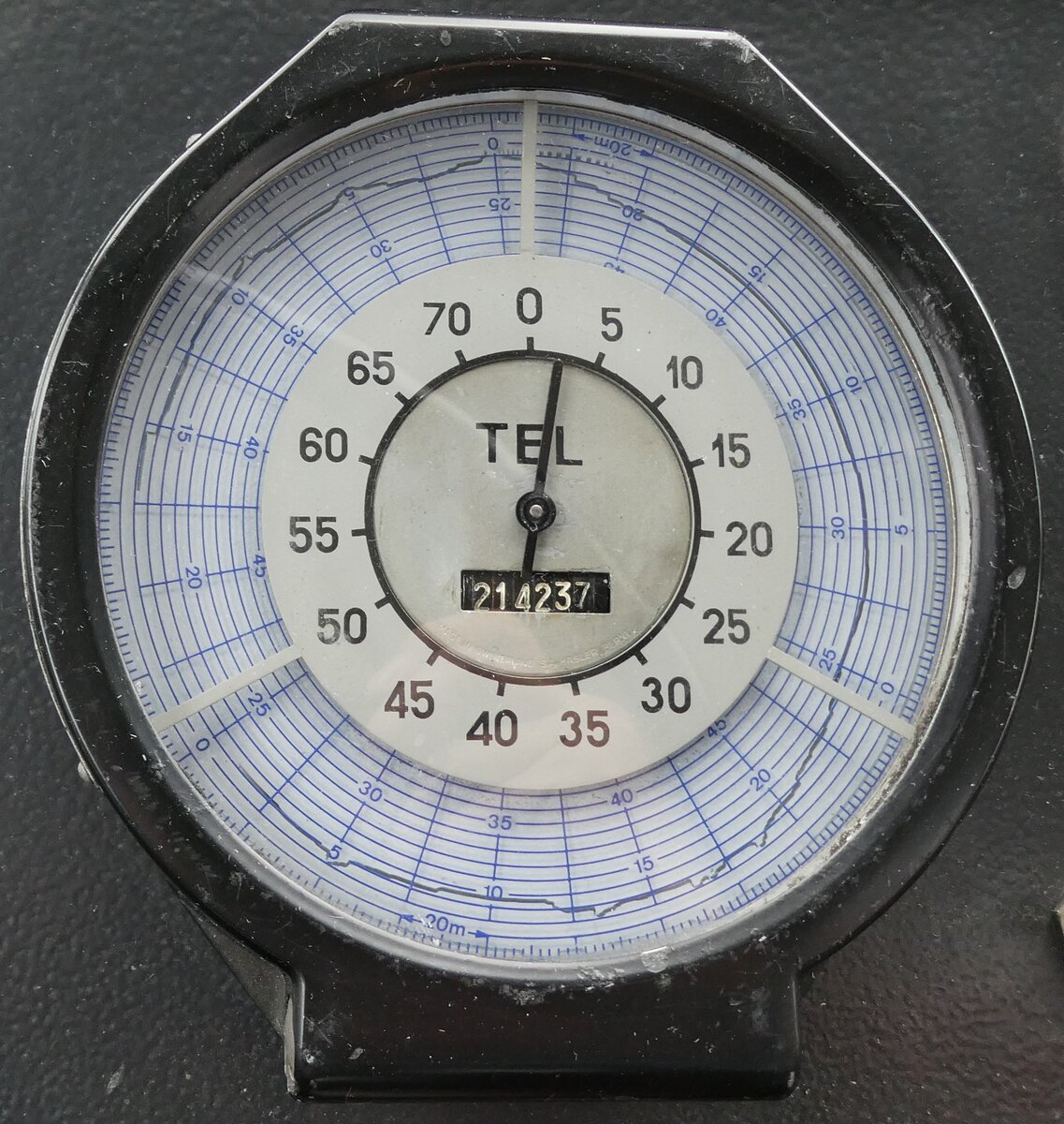 (279'760) - Diem, Wittenbach - Nr. 215/SG 192'215 - Saurer/Hess (ex VBSG St. Gallen Nr. 215) am 30. August 2025 in Oberkirch, CAMPUS Sursee (Detailaufnahme - 1'214'237 Kilometer)