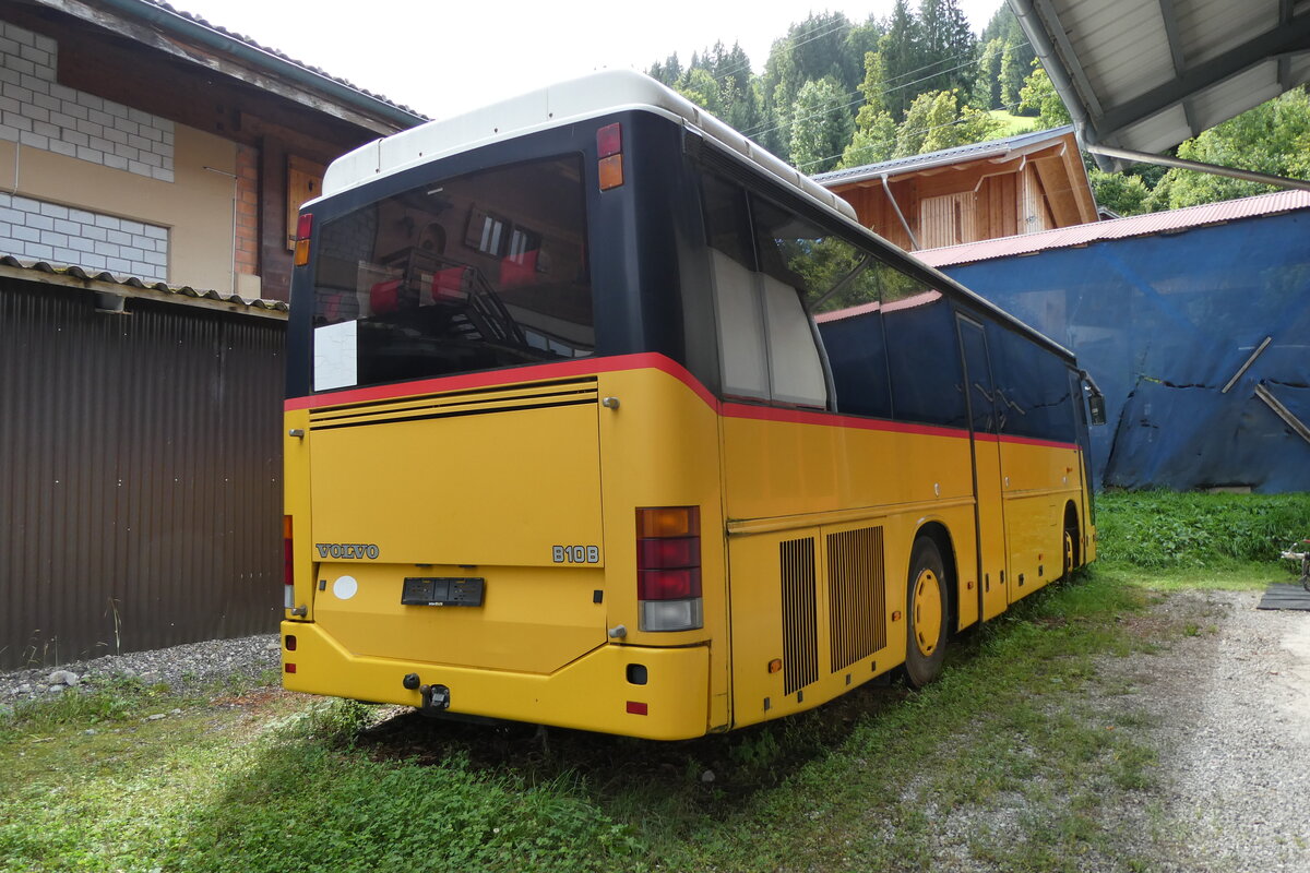 (279'912) - K�bli, Gstaad - PID 1862 - Volvo (ex Nr. 0) am 5. September 2025 in Gstaad, Postgarage