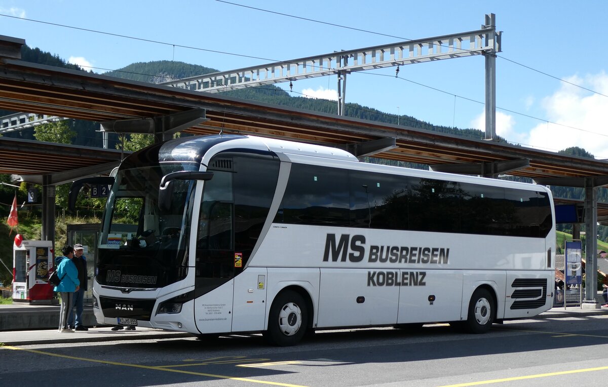 (279'917) - Aus Deutschland: MS Busreisen, Koblenz - KO-MS 855 - MAN am 5. September 2025 beim Bahnhof Gstaad