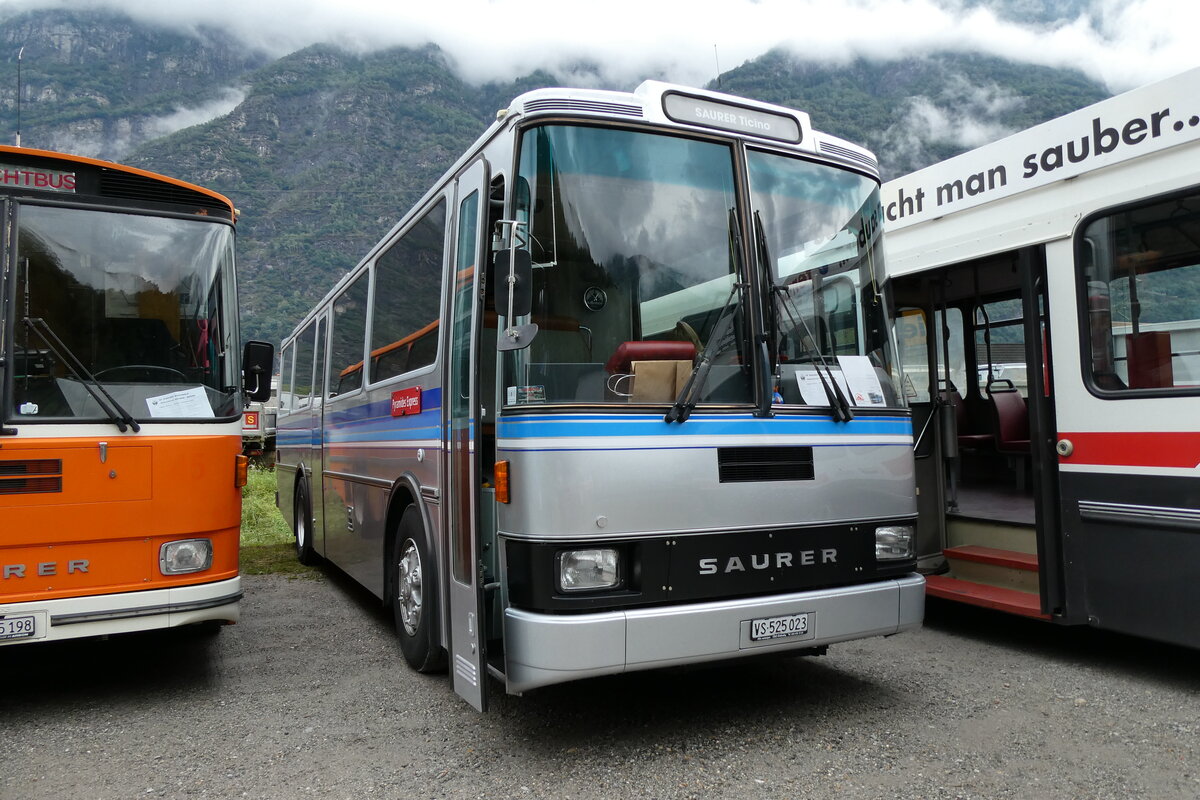(280'374) - Pralong, Euseigne - VS 525'023 - Saurer/Lauber (ex Osterholt, Veysonnaz; ex SAPJV, L'Isle Nr. 70/PID 1302) am 13. September 2025 in Iragna, Riviera