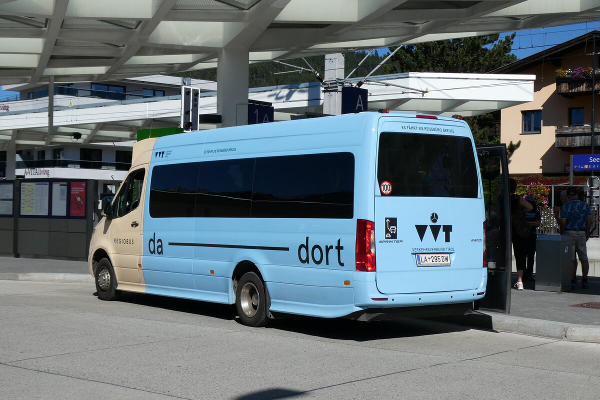 (280'628) - Breuss, Rankweil - LA 295 DW - Mercedes am 20. September 2025 beim Bahnhof Seefeld