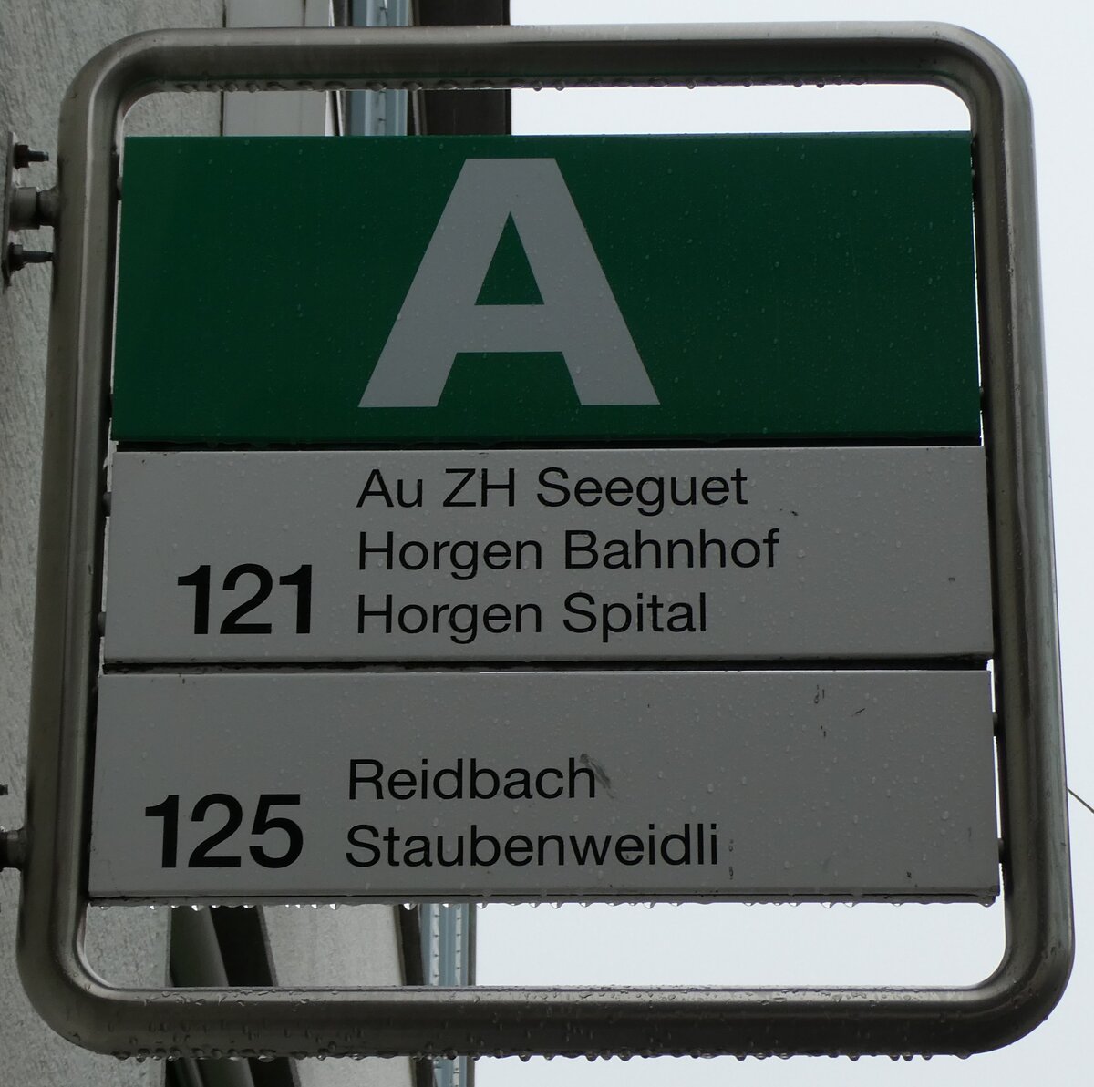 (280'722) - AHW-Haltestellenschild - W�denswil, Bahnhof - am 27. September 2025