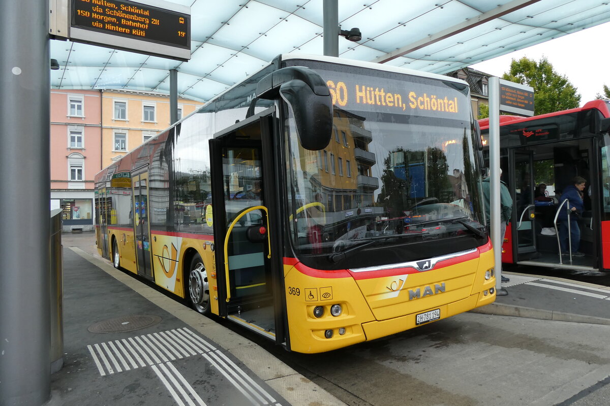 (280'739) - PostAuto Z�rich - Nr. 369/ZH 781'194/PID 11'117 - MAN am 27. September 2025 beim Bahnhof W�denswil