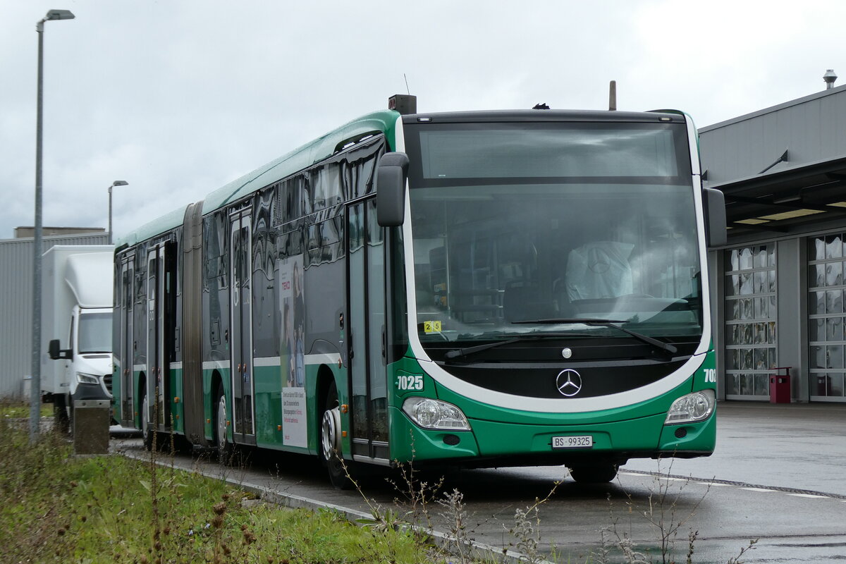 (280'783) - BVB Basel - Nr. 7025/BS 99'325 - Mercedes am 27. September 2025 in Winterthur, Daimler Buses