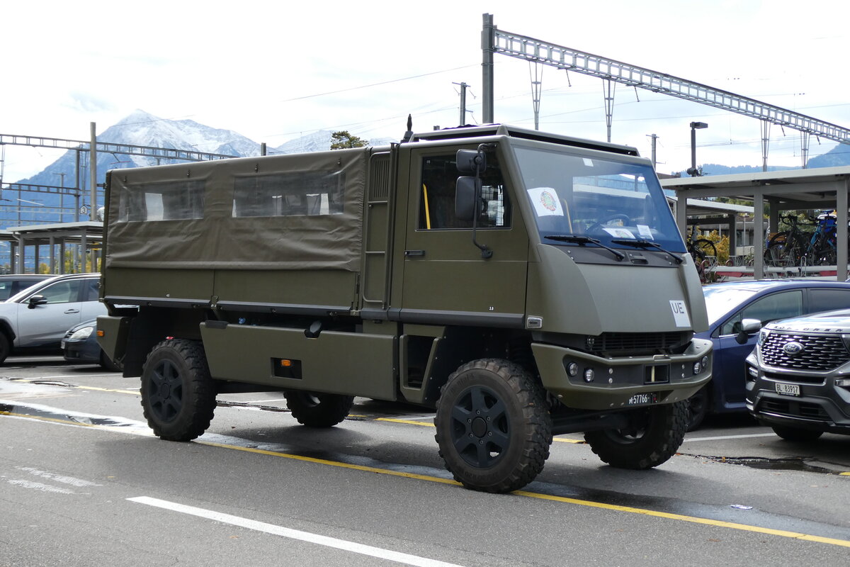 (281'029) - Schweizer Armee - M+57'766 - Bucher-Mowag am 5. Oktober 2025 in Thun, CarTerminal