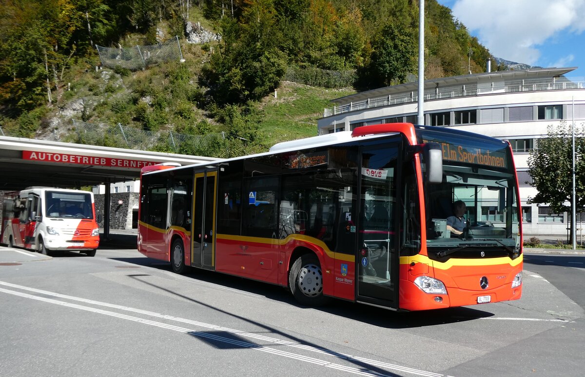 (281'070) - AS Engi - Nr. 3/GL 7703 - Mercedes am 7. Oktober 2025 beim Bahnhof Schwanden