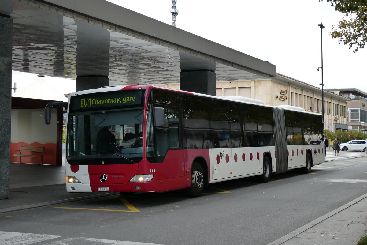 (281'271) - TPF Fribourg - Nr. 158/FR 300'364 - Mercedes am 11. Oktober 2025 beim Bahnhof Yverdon