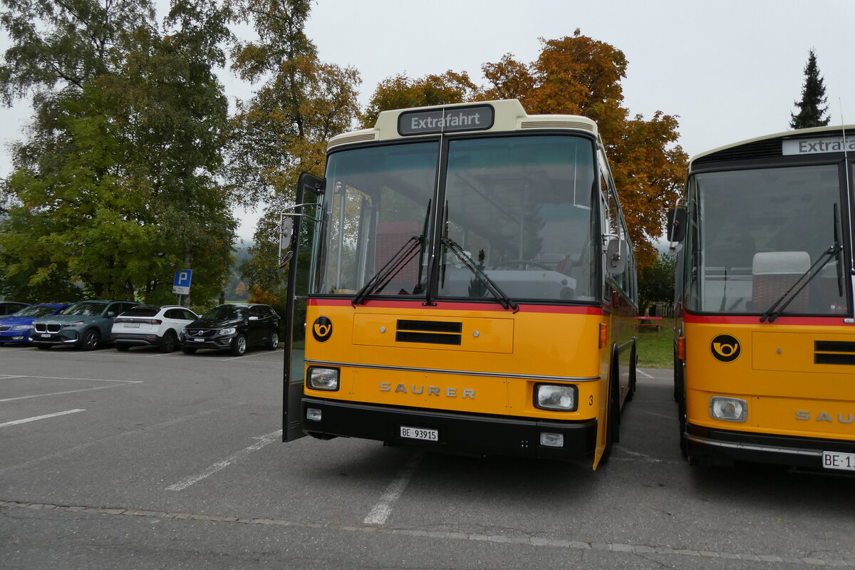 (281'332) - Kolb, Grasswil - Nr. 3/BE 93'915 - Saurer/R&J (ex Schmocker, Stechelberg Nr. 3/PID 2409; ex Schmocker, Stechelberg Nr. 1; ex Gertsch, Stechelberg Nr. 1) am 12. Oktober 2025 in Schwarzenberg, R�ssli