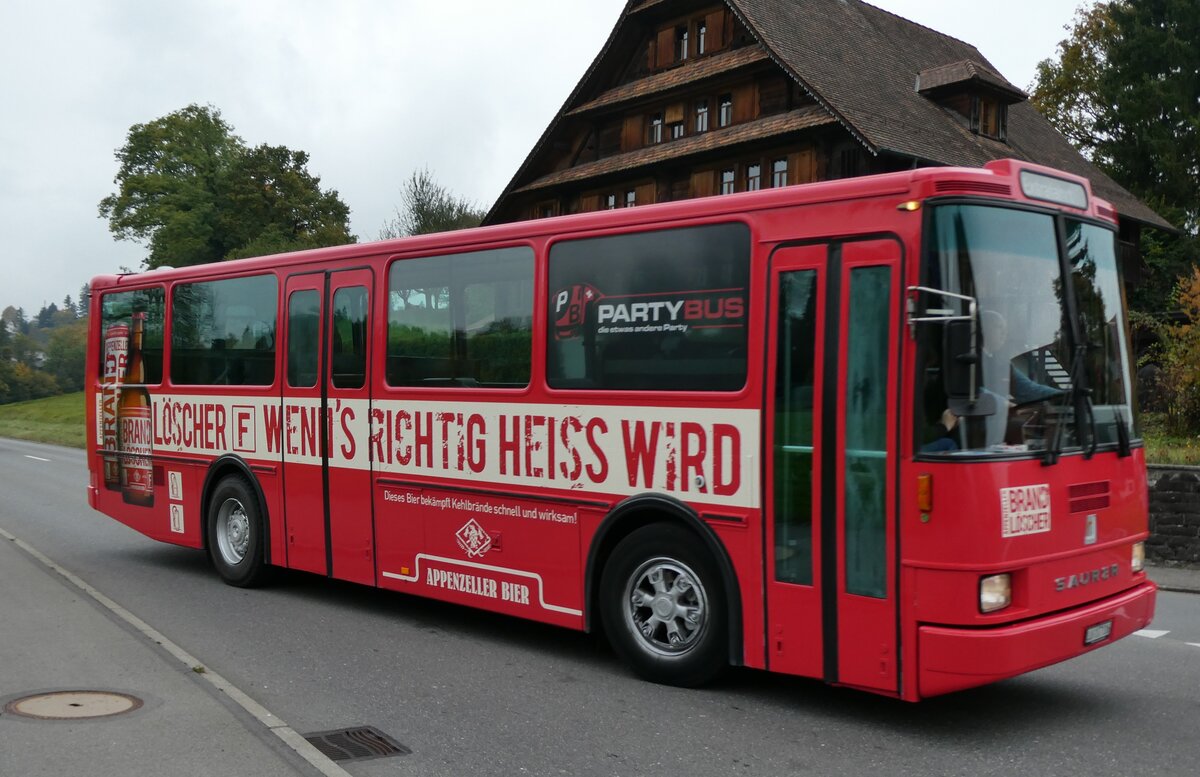 (281'405) - Party-Bus, Grosswangen - LU 117'116 - Saurer/R&J (ex Wohlgemuth, Hochwald) am 12. Oktober 2025 in Hellb�hl, Luzernstrasse