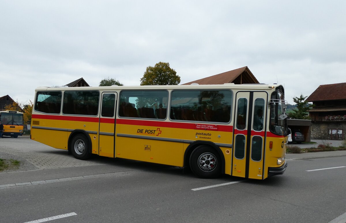 (281'462) - L�tscher, Haldenstein - GR 30'758 - Saurer/R&J (ex Dornbierer, Thal; ex FRAM Drachten/NL Nr. 24; ex PostAuto Graub�nden PID 2870; ex P 24'367) am 12. Oktober 2025 in Hitzkirch, Interkantonale Polizeischule