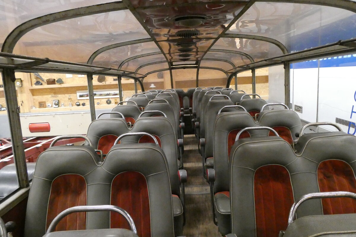 (281'587) - Koch-Sterchi, Ziefen (R�llin) - FBW/FHS am 18. Oktober 2025 in N�fels, FBW-Museum (Innenaufnahme)