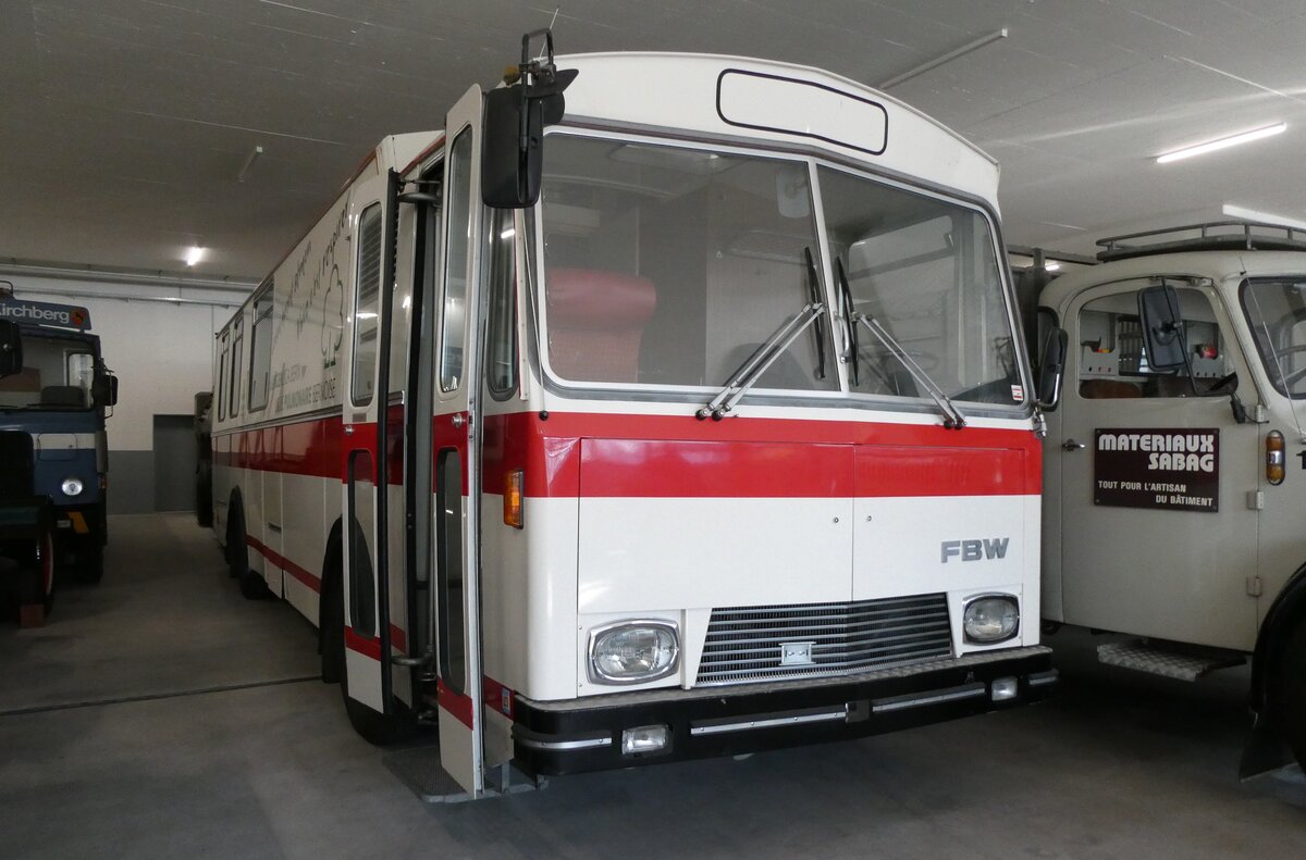 (281'597) - Lungenliga, Bern - FBW/Lauber am 18. Oktober 2025 in N�fels, FBW-Museum