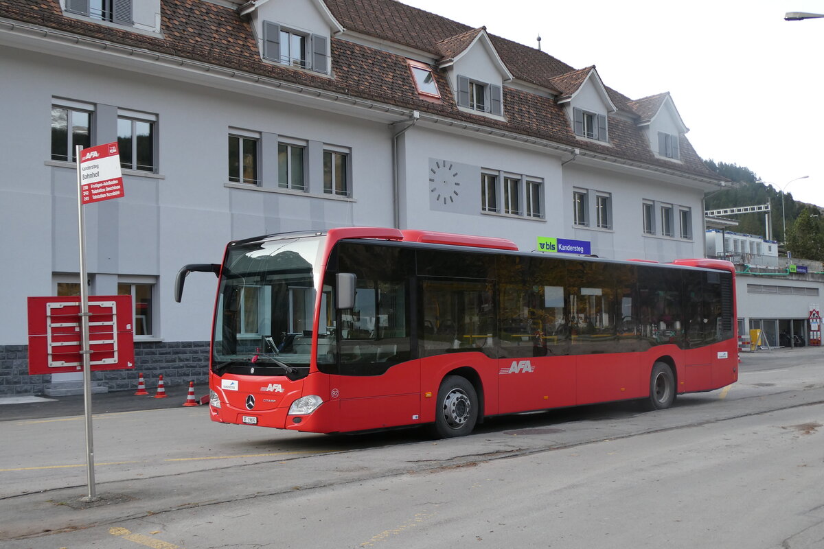 (281'952) - AFA Adelboden - Nr. 92/BE 19'692 - Mercedes am 31. Oktober 2025 beim Bahnhof Kandersteg
