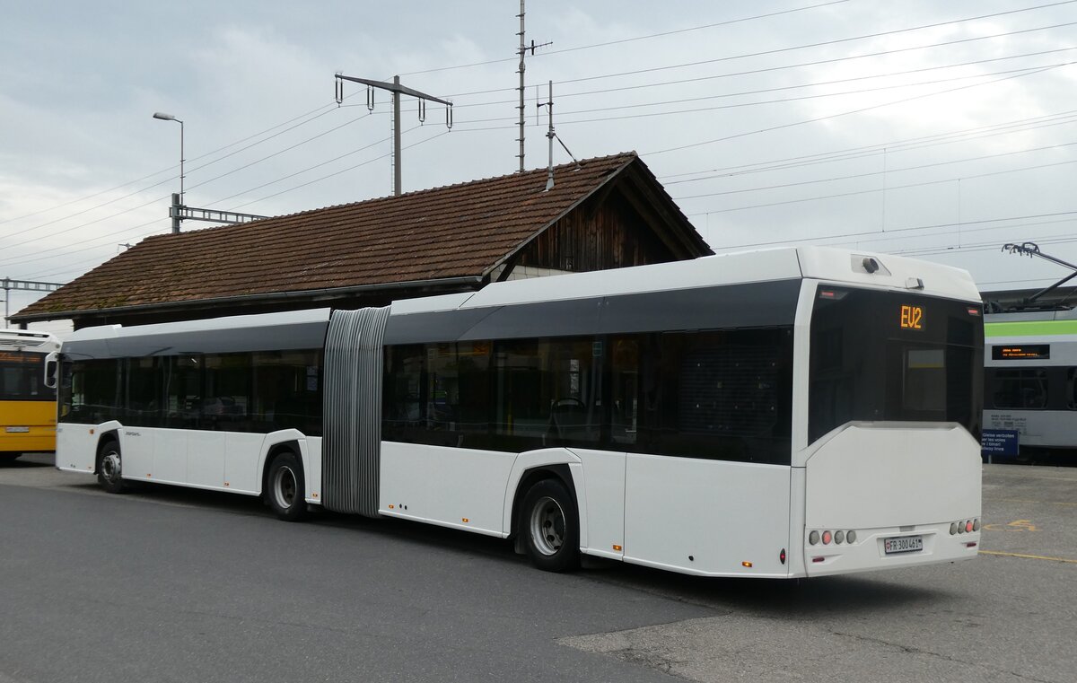 (282'025) - Intertours, Domdidier - Nr. 641/FR 300'641 - Solaris (ex PostBus/A BD 15'710) am 1. November 2025 beim Bahnhof Ins