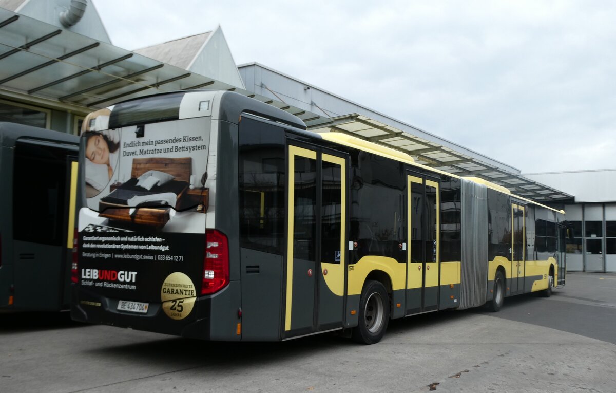 (282'249) - STI Thun - Nr. 704/BE 434'704 - Mercedes am 9. November 2025 in Thun, Garage