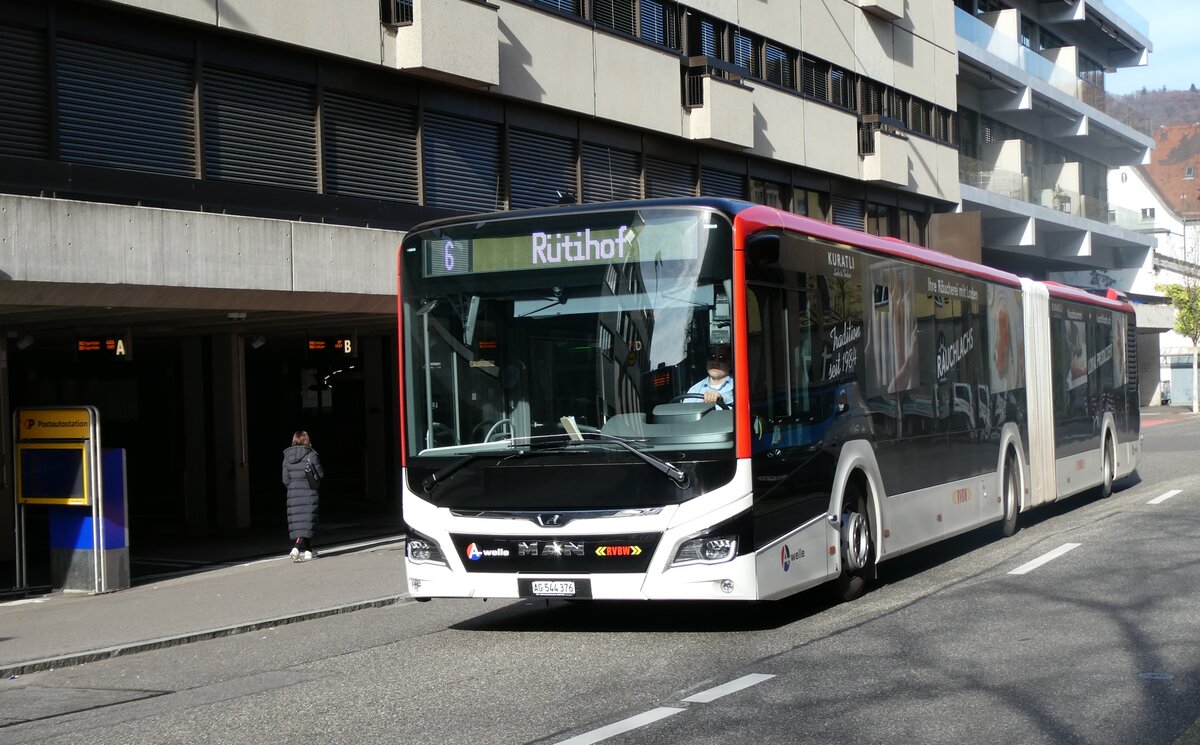 (282'287) - Inderm�hle, Rekingen - Nr. 135/AG 544'376 - MAN am 11. November 2025 in Baden, Postautostation