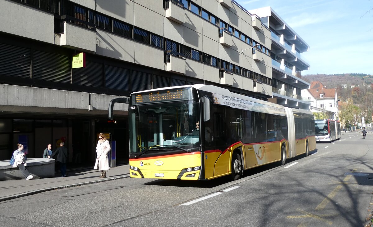 (282'296) - Twerenbold, Baden - Nr. 10/AG 138'727/PID 11'523 - Solaris am 11. November 2025 in Baden, Postautostation