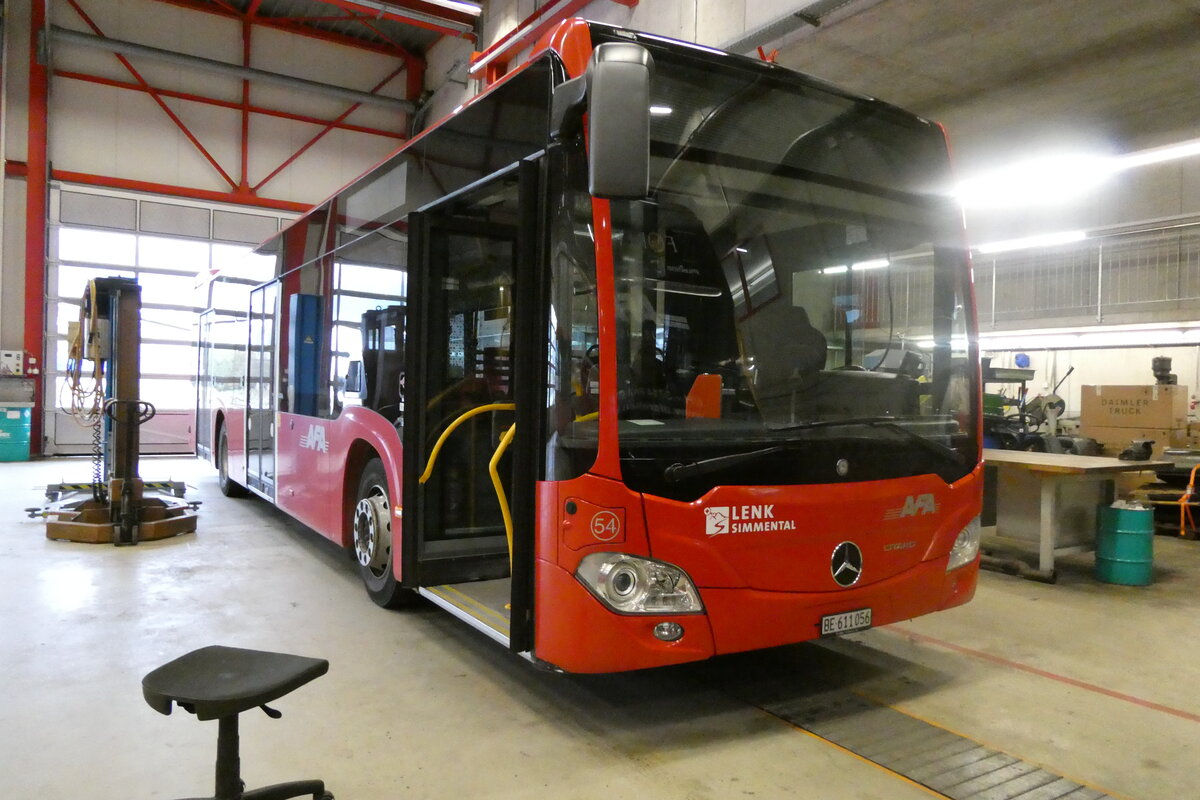 (282'574) - AFA Adelboden - Nr. 54/BE 611'056 - Mercedes am 24. November 2025 in Frutigen, Garage