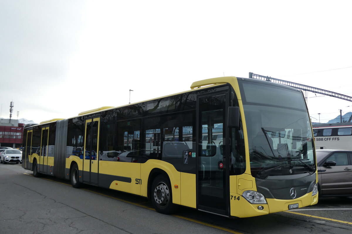 (282'704) - STI Thun - Nr. 714/BE 427'714 - Mercedes am 3. Dezember 2025 in Thun, CarTerminal
