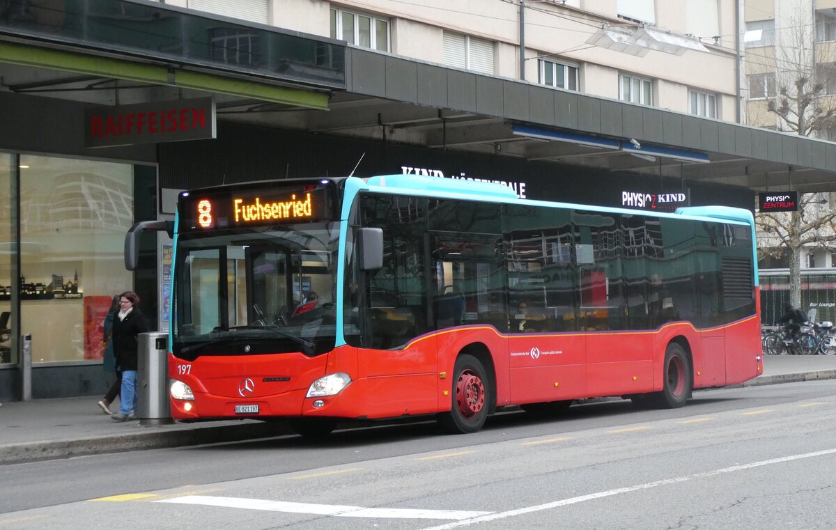 (282'728) - VB Biel - Nr. 197/BE 821'197 - Mercedes am 4. Dezember 2025 beim Bahnhof Biel