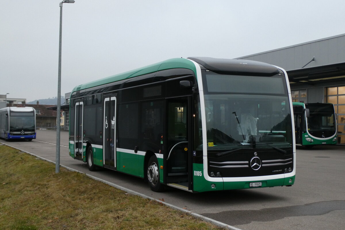(283'066) - BVB Basel - Nr. 8105/BS 99'605 - eMercedes am 12. Dezember 2025 in Winterthur, Daimler Buses